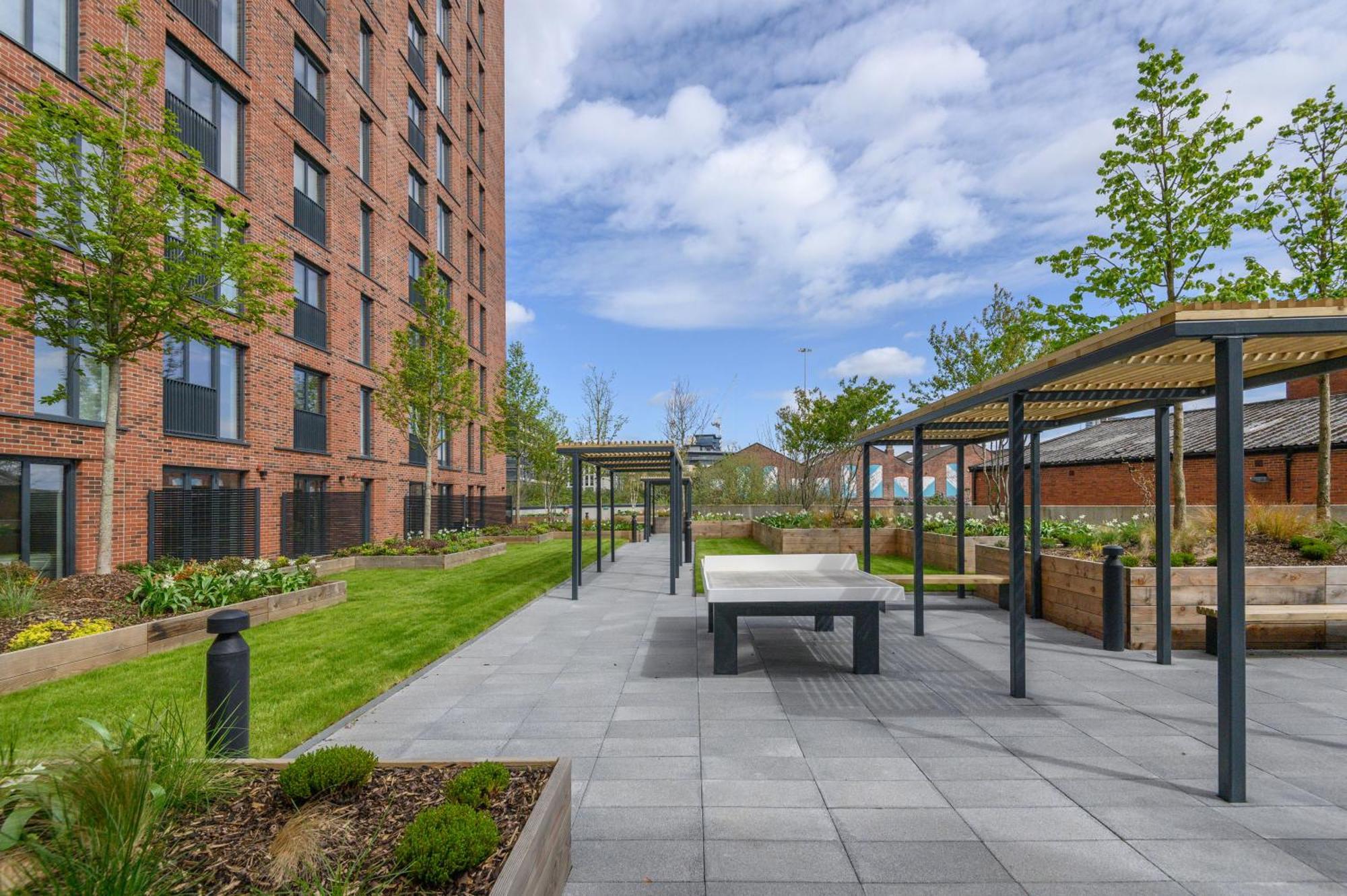 Superior 1 Bed Apartment By Leeds Train Staiton Buitenkant foto