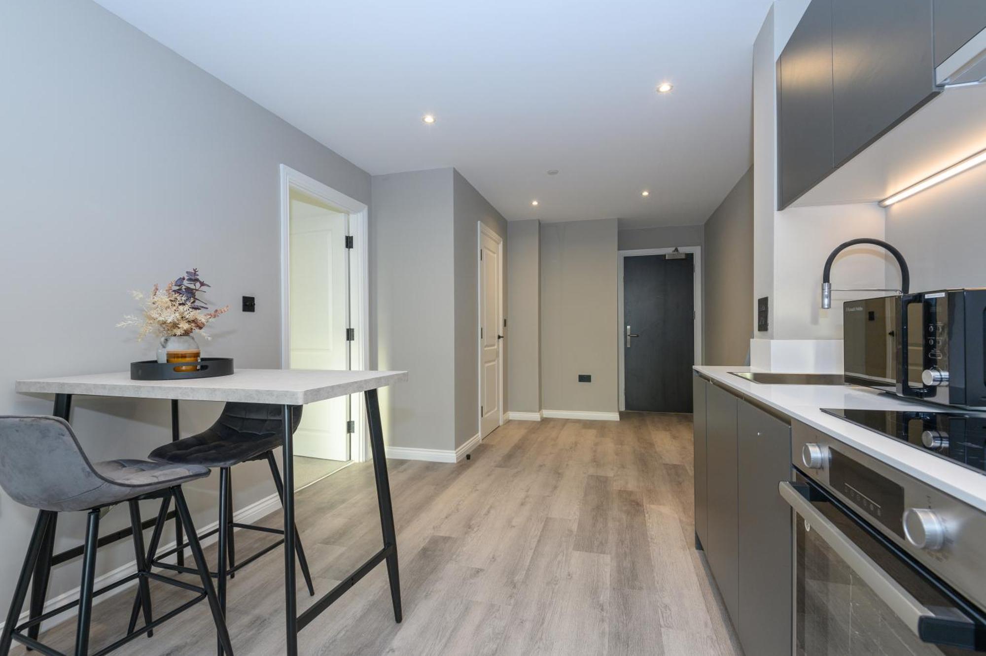 Superior 1 Bed Apartment By Leeds Train Staiton Buitenkant foto