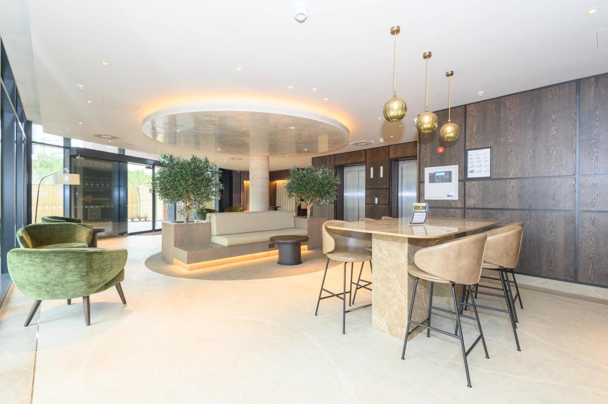 Superior 1 Bed Apartment By Leeds Train Staiton Buitenkant foto