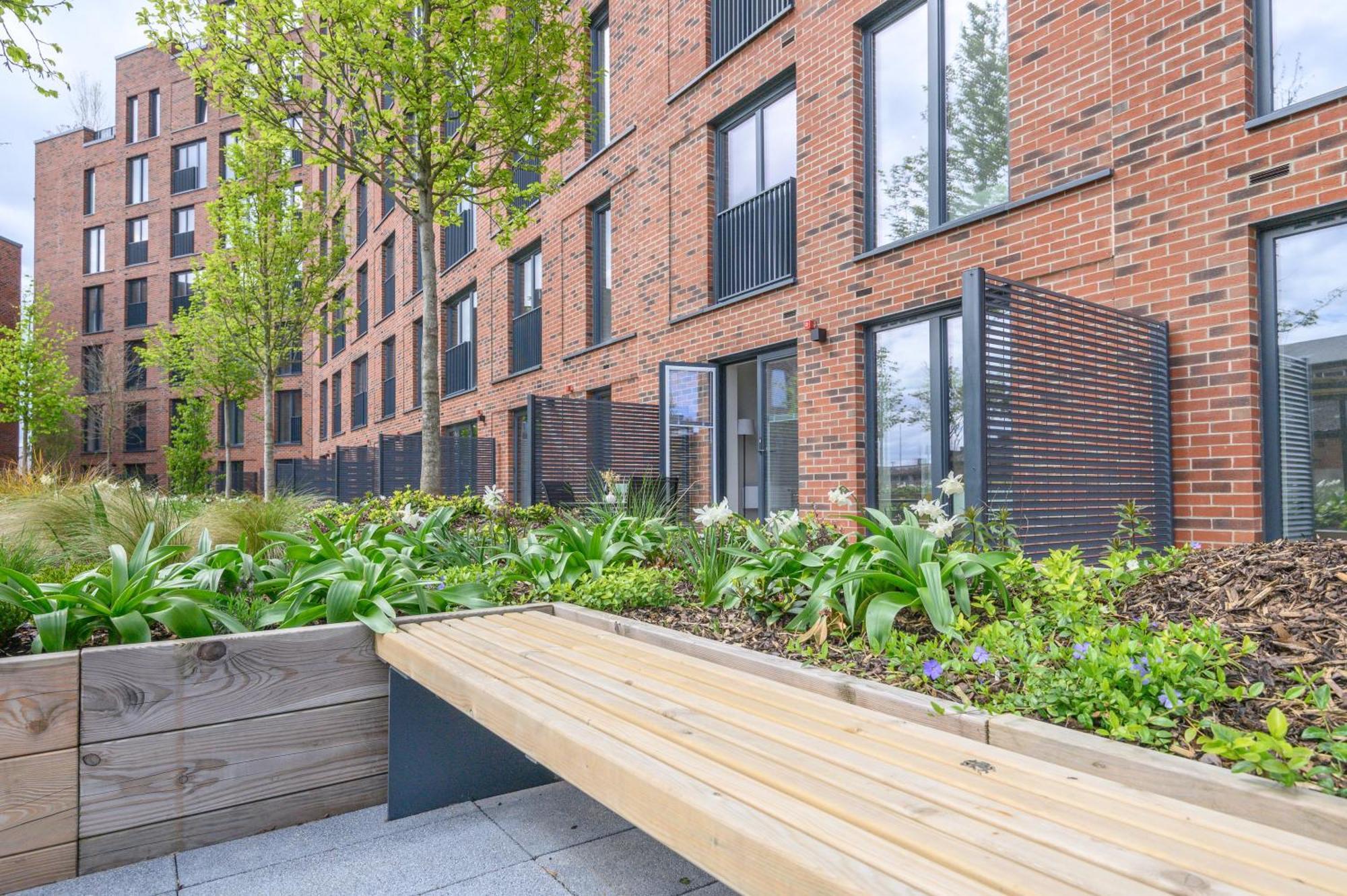 Superior 1 Bed Apartment By Leeds Train Staiton Buitenkant foto